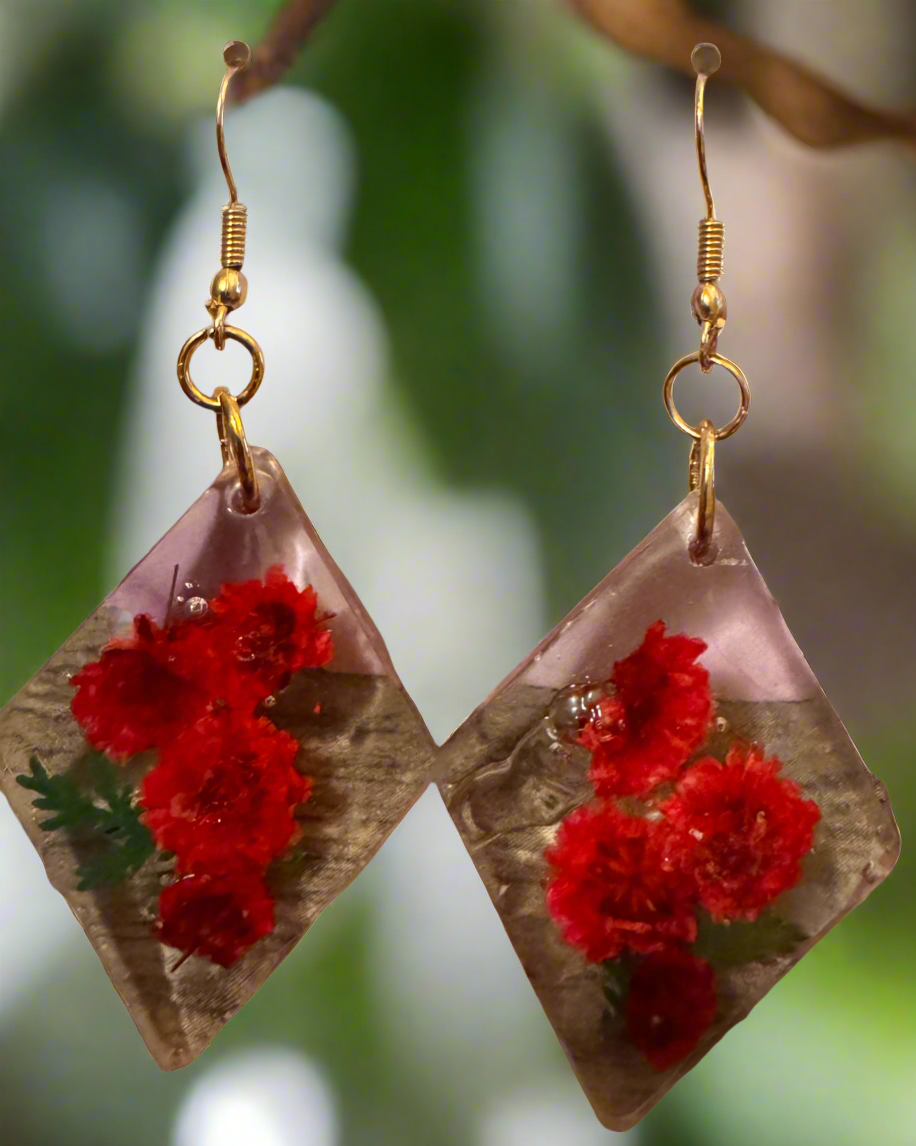 Gold Resin -  clear and red flower earrings small.