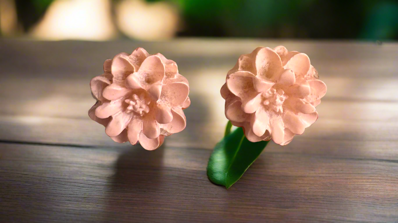 Flower studs